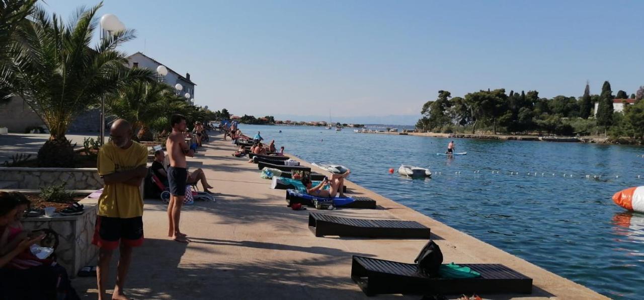 Relax Apartman Preko Kültér fotó
