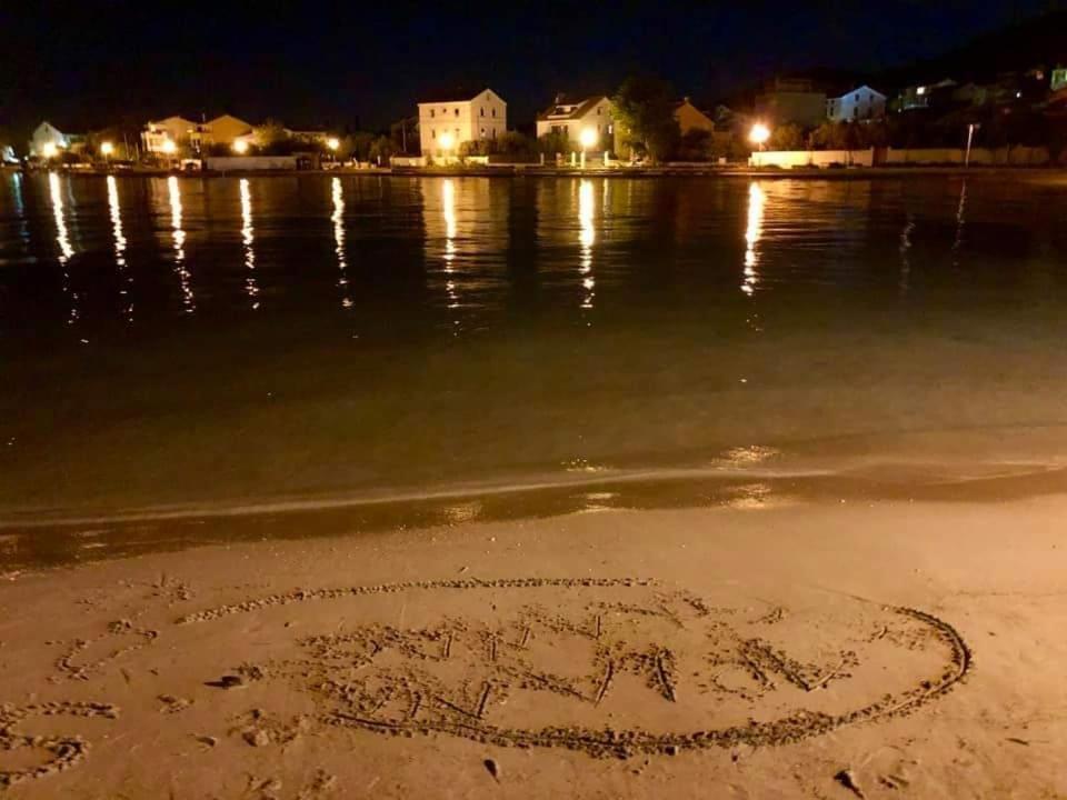 Relax Apartman Preko Kültér fotó