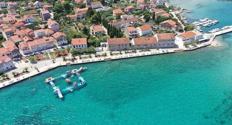 Relax Apartman Preko Kültér fotó